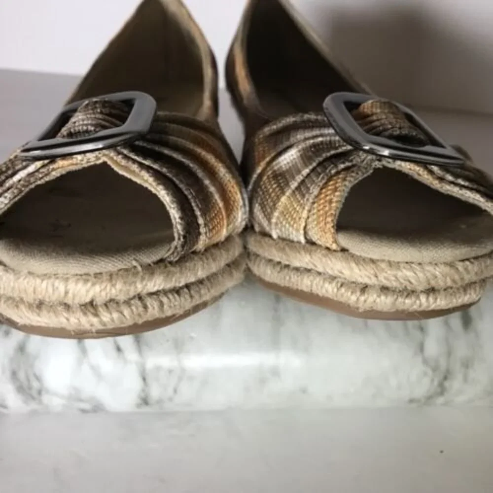 Naturalizer‎ Womens Size 8M Wedge Espadrille Shoe Peep Toe Slip On Office Buckle